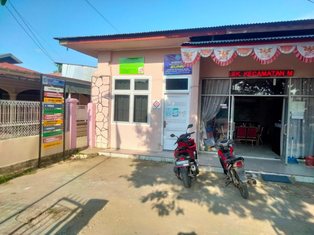 Kantor Keuchik Gampong Meunasah Balek Kec. Meureudu Kab. Pidie Jaya
